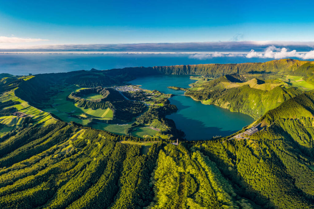 Azores Sao Miguel, Miradouro da Vista do Rei, Sete Cidades