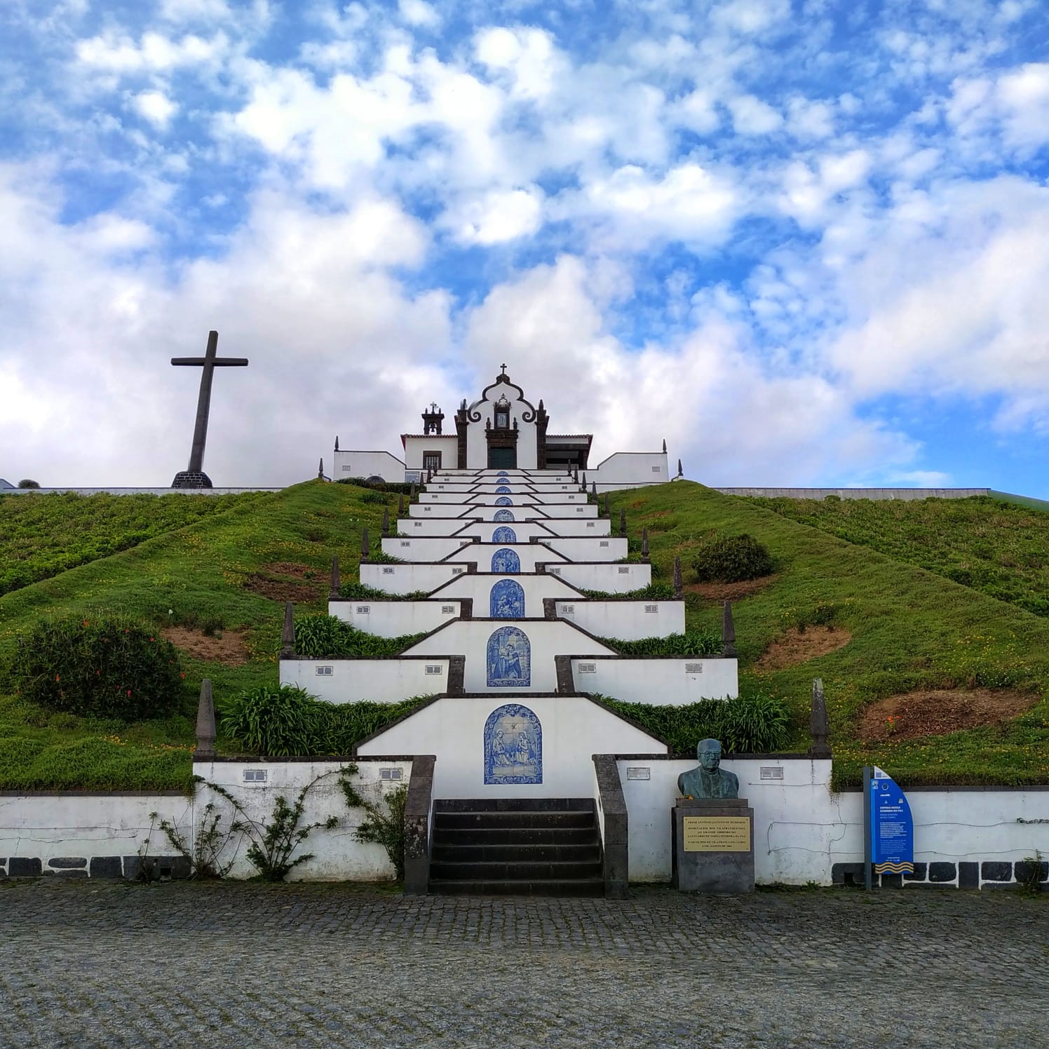Santuário de Nossa Senhora da Paz — Vila Franca do Campo