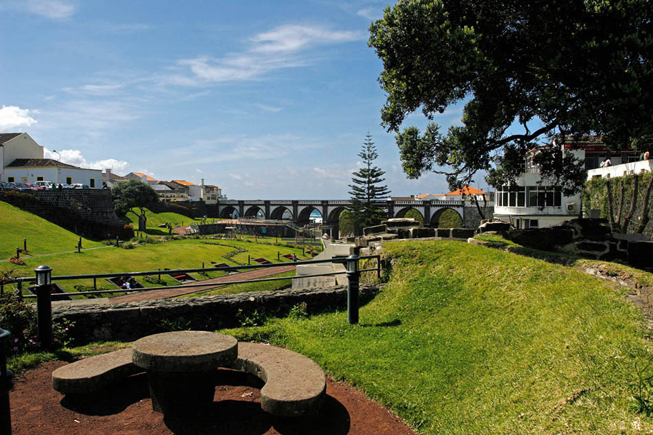 Puente de los Ocho Arcos, Ribeira Grande — São Miguel