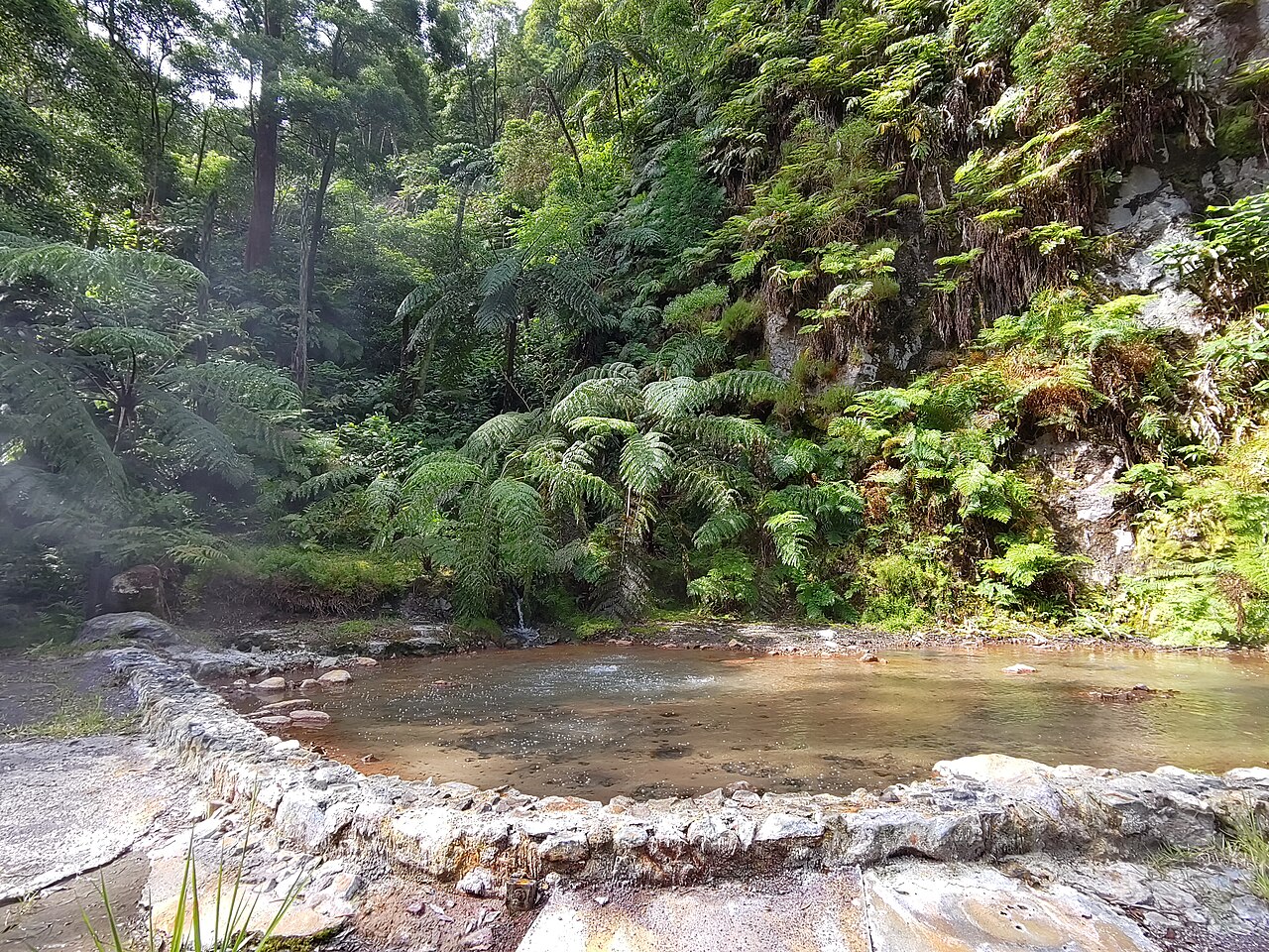 Caldeira Velha hot springs in São Miguel, Azores
