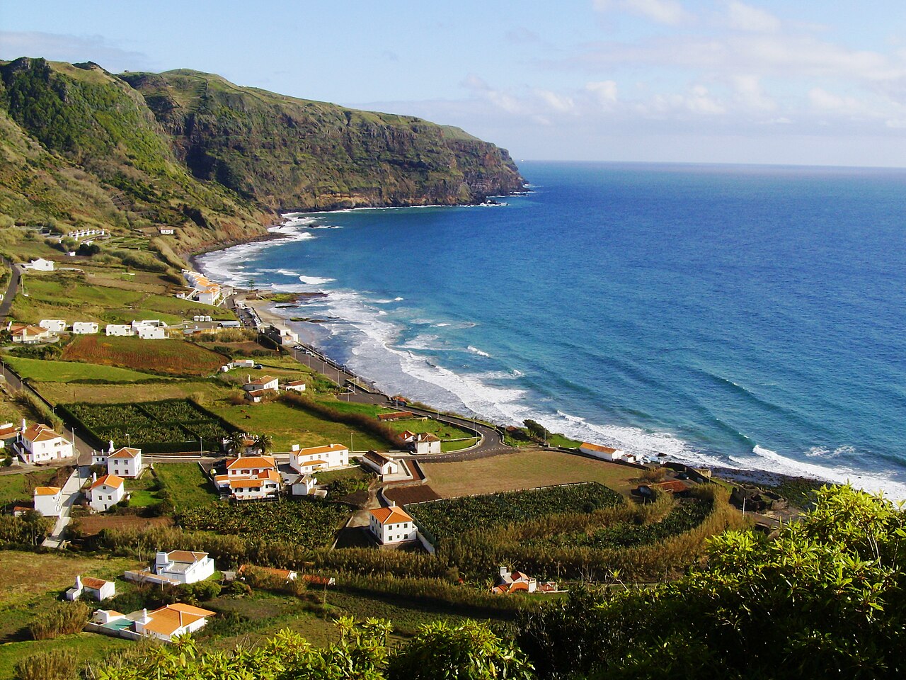 Praia Formosa — la playa de arena blanca de isla Santa María Azores Praia Formosa visitar isla de Santa María Azores playa de arena blanca