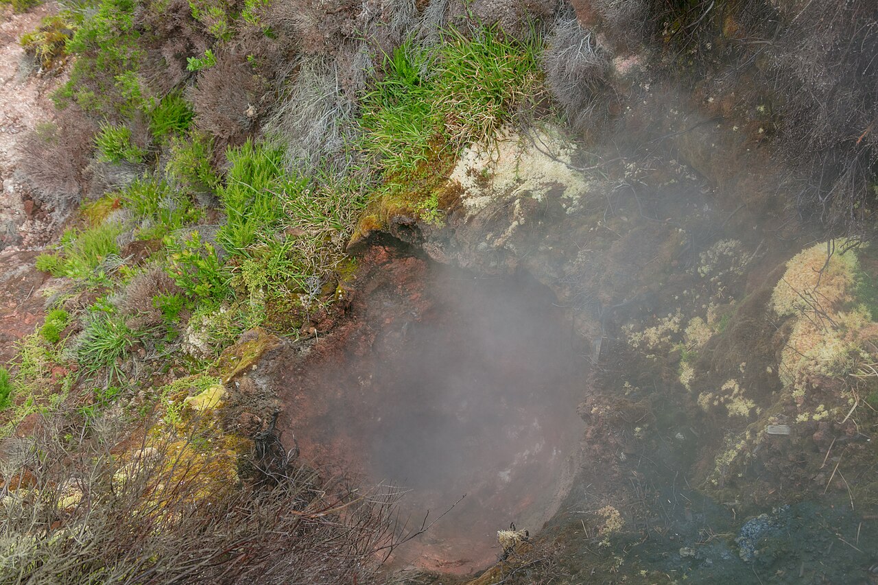 Furnas do Enxofre in Terceira, Azores GPS route
