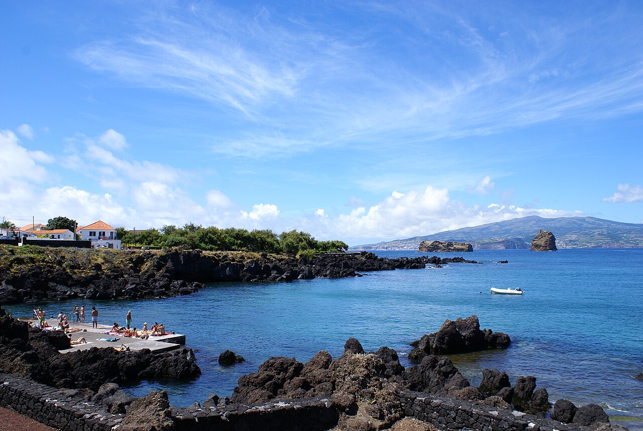 Zona balnear de Madalena do Pico Zona balnear de Madalena do Pico