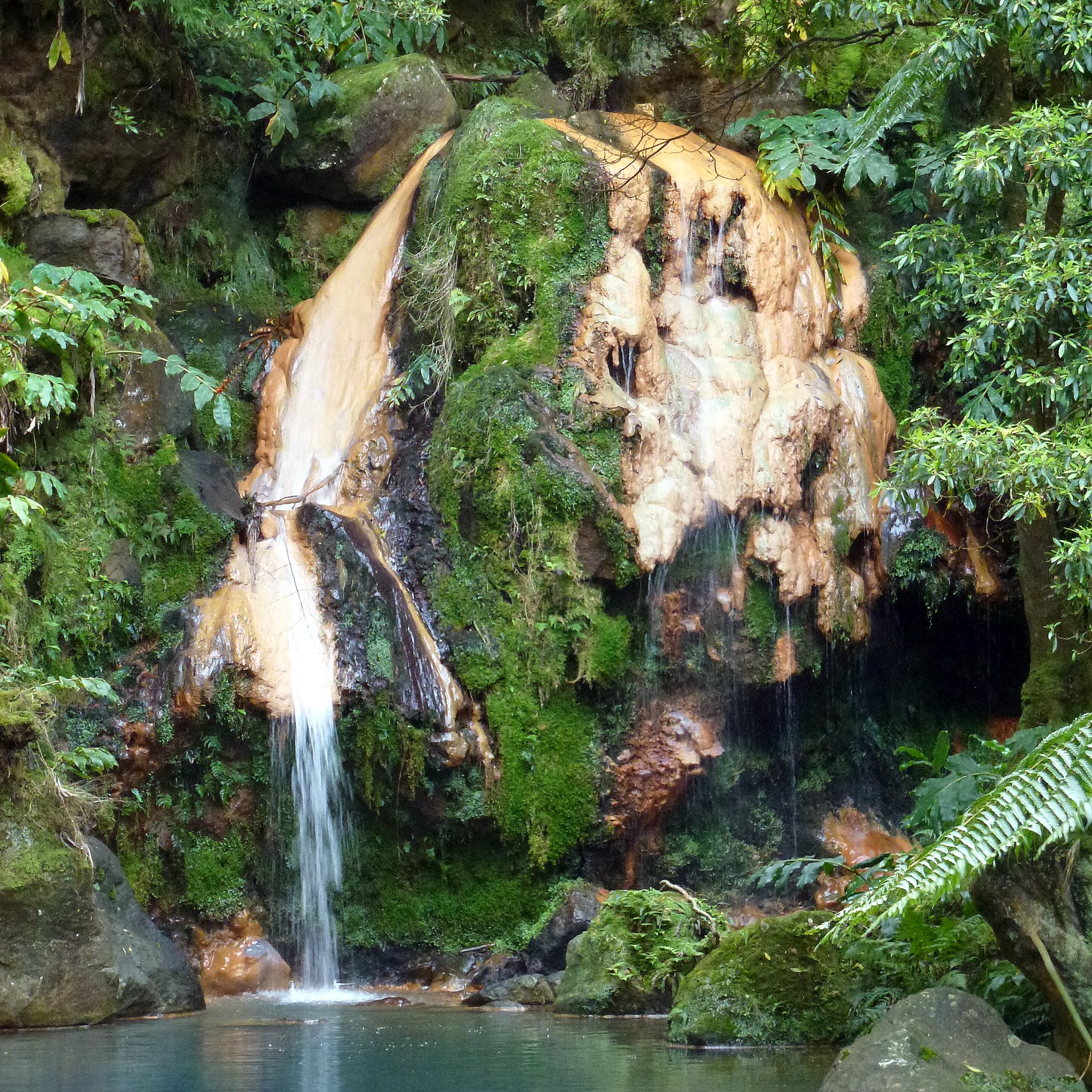 Caldeira Velha tickets - Thermal waterfall and mineral rock at Caldeira Velha Sao Miguel